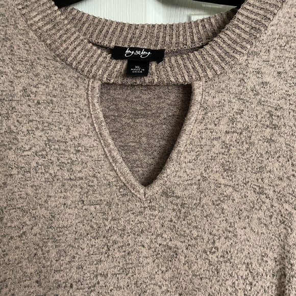 Two sweater dresses - Picture 2 of 4